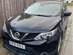 Svart Begagnad 2014 Nissan Qashqai SUV | 87 000 kr (Marknadspris)