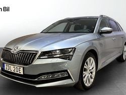 Grå Begagnad 2021 Skoda Superb Style Kombi | 299 900 kr (Superpris)