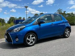 Blå Begagnad 2015 Toyota Yaris Multidrive S Halvkombi | 91 000 kr (Marknadspris)