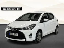 Vit Begagnad 2014 Toyota Yaris Active Halvkombi | 89 900 kr (Marknadspris)