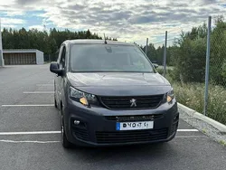 Begagnad 2019 Peugeot Partner Minibuss | 139 000 kr (Superpris)