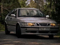 Grå Begagnad 2002 Saab 9-3 Halvkombi | 4 000 kr (Superpris)