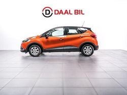 Brun Begagnad 2016 Renault Captur SUV | 79 700 kr (Bra pris)