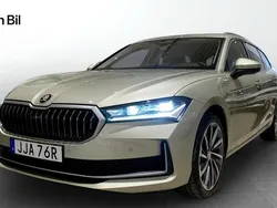 Ljusgul Begagnad 2024 Skoda Superb LAURIN & KLEMENT Kombi | 479 900 kr