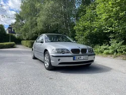 Grå Begagnad 2002 BMW 320 Sedan | 40 000 kr (Marknadspris)