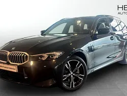 Svart (black) Begagnad 2025 BMW 330e M Sport Kombi | 524 700 kr (Marknadspris)