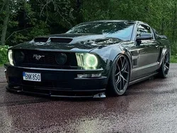 Svart Begagnad 2006 Ford Mustang GT Sportkupé | 225 000 kr (Dyr)