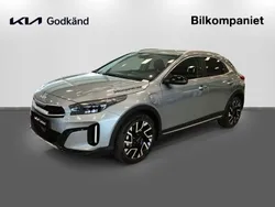 Grå Begagnad 2024 Kia XCeed Advance SUV | 349 800 kr (Marknadspris)