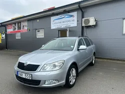 Silver Begagnad 2013 Skoda Octavia Elegance Kombi | 99 900 kr (Marknadspris)