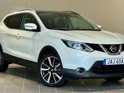 Vit Begagnad 2016 Nissan Qashqai 360º SUV | 109 900 kr (Marknadspris)
