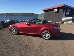 Röd Begagnad 2005 Mercedes SLK350 Cab | 150 000 kr (Marknadspris)