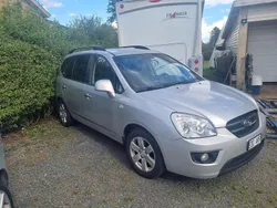 Silver Begagnad 2009 Kia Carens 4 Minibuss | 17 500 kr (Superpris)