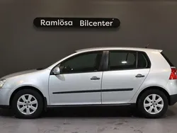 Silver Begagnad 2006 VW Golf V Trendline Halvkombi | 42 900 kr (Marknadspris)