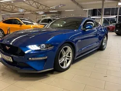 Blå Begagnad 2018 Ford Mustang GT Fastback Sportkupé | 399 000 kr (Marknadspris)