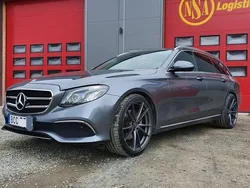 Grå Begagnad 2019 Mercedes E220 Avantgarde Kombi | 349 000 kr (Marknadspris)