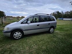 Grå Begagnad 2001 Opel Zafira Minibuss | 19 000 kr