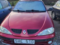 Begagnad 2001 Renault Mégane GrandTour Kombi | 5 000 kr