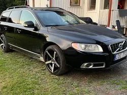 Svart Begagnad 2011 Volvo V70 Momentum Kombi | 35 000 kr (Bra pris)
