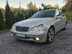 Silver Begagnad 2005 Mercedes C180 Classic Sedan | 23 900 kr (Superpris)