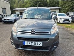 Grå Begagnad 2018 Citroën Berlingo PureTech Minibuss | 180 000 kr (Marknadspris)