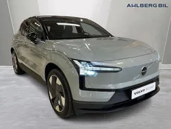 Grå Begagnad 2023 Volvo EX30 Plus SUV | 374 500 kr