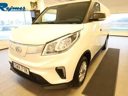 Vit (vit solid) Begagnad 2023 Maxus eDeliver 3 Van | 369 900 kr