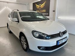 Vit Begagnad 2010 VW Golf Kombi | 55 990 kr (Marknadspris)
