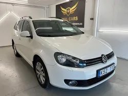 Vit Begagnad 2010 VW Golf Kombi | 55 990 kr (Marknadspris)