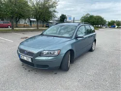 Grön Begagnad 2005 Volvo V50 Kombi | 26 000 kr (Superpris)
