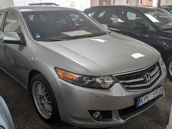 Silver Begagnad 2010 Honda Accord Elegance Sedan | 99 000 kr (Lite dyr)