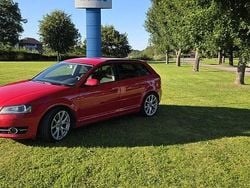 Röd Begagnad 2011 Audi A3 Sportback Halvkombi | 68 000 kr (Marknadspris)