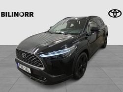 Svart Begagnad 2024 Toyota Corolla Cross Plus SUV | 404 900 kr (Marknadspris)