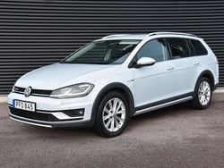 Silver Begagnad 2017 VW Golf Alltrack Kombi | 209 900 kr (Marknadspris)