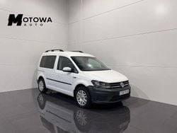 Vit Begagnad 2017 VW Caddy Minibuss | 134 900 kr (Dyr)