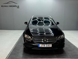 Svart Begagnad 2018 Mercedes E220 Avantgarde Kombi | 149 900 kr
