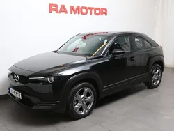 Svart Begagnad 2022 Mazda MX30 SUV | 159 900 kr (Marknadspris)