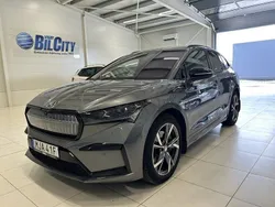Grå Begagnad 2023 Skoda Enyaq iV SportLine SUV | 479 900 kr
