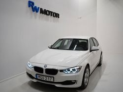 Vit Begagnad 2012 BMW 320 Sedan | 99 900 kr (Bra pris)