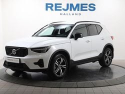 Vit Begagnad 2024 Volvo XC40 Plus SUV | 369 500 kr (Marknadspris)