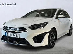 Vit Begagnad 2022 Kia Ceed Sportswagon Advance Kombi | 209 900 kr (Marknadspris)