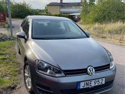 Begagnad 2015 VW Golf VII Halvkombi | 89 900 kr (Bra pris)