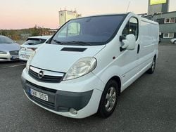 Vit Begagnad 2011 Opel Vivaro Van | 59 999 kr (Marknadspris)