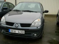 Blå Begagnad 2005 Renault Clio R.S. Authentique Halvkombi | 29 900 kr (Lite dyr)
