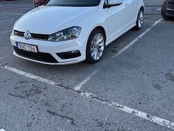 Begagnad 2015 VW Golf VII R-line Halvkombi | 118 000 kr (Marknadspris)