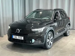 Svart Begagnad 2022 Volvo XC40 Plus SUV | 358 800 kr