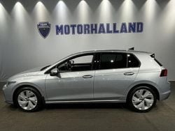 Silver Ny 2025 VW Golf VIII Edition Halvkombi | 319 900 kr (Marknadspris)