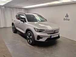 Silver Begagnad 2023 Volvo XC40 Core SUV | 399 000 kr
