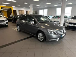 Mörkgrå Begagnad 2012 Mercedes B200 Minibuss | 69 900 kr (Marknadspris)