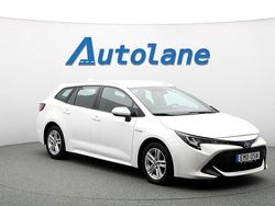 Vit Begagnad 2021 Toyota Corolla Kombi | 219 900 kr (Marknadspris)