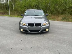 Grå Begagnad 2011 BMW 318 Kombi | 75 000 kr (Lite dyr)